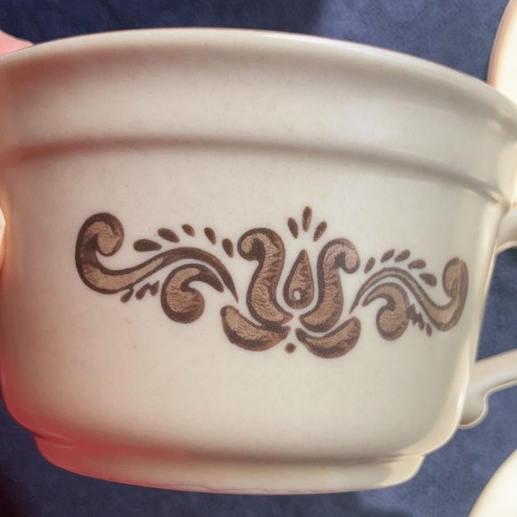 Relisted PFALTZGRAFF Vintage 2 mugs 2 small plates - Picture 12 of 12